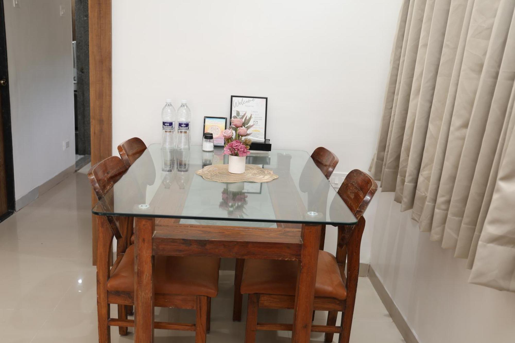 Belle-Vue Holiday Homes - 1Bhk Apartments Panchgani Buitenkant foto